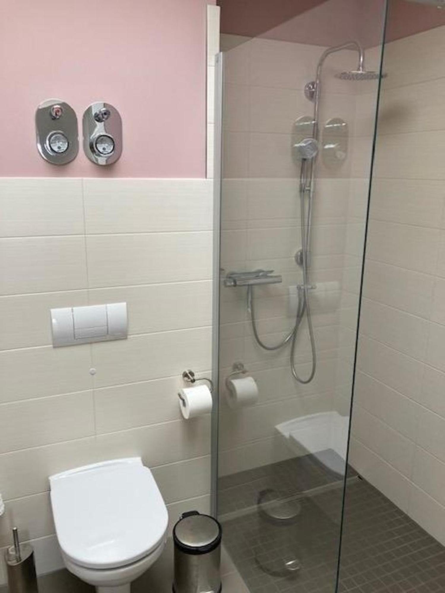 Ferienwohnung Troge In グライフスヴァルト エクステリア 写真